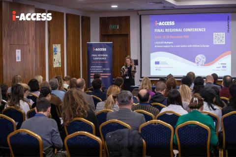 Dora Kiss presenting the i-ACCESS project